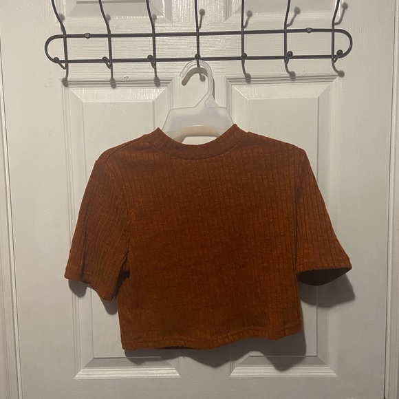 Skit Top and Skirt Set - Picture 3 of 3